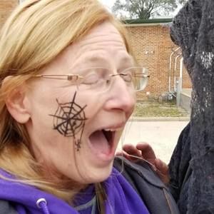 Meet your Posher, Julie